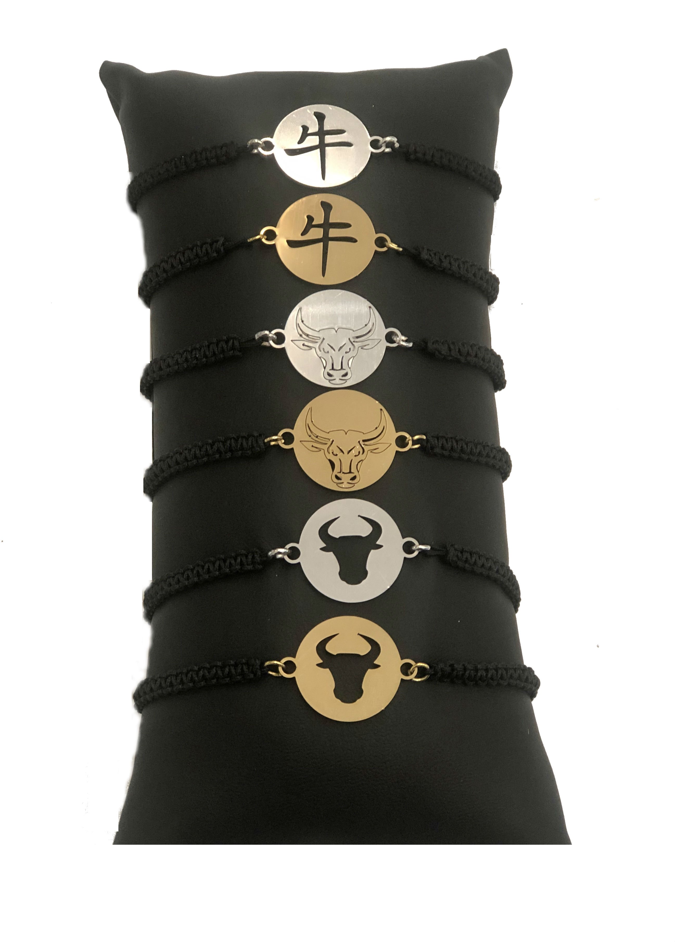 ÖKÜZ FİGÜRLÜ İPLİ BİLEKLİK