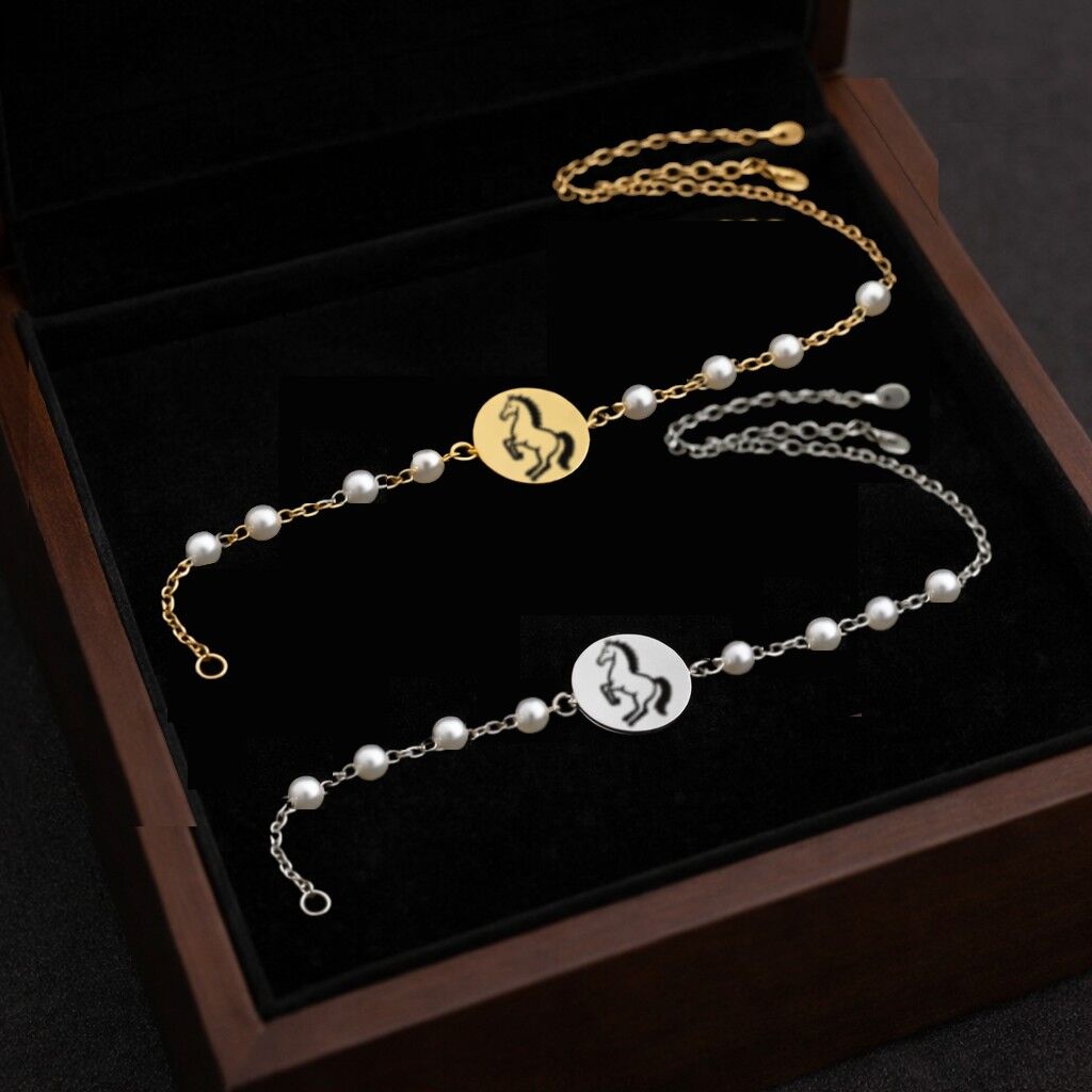 AT ÇİFT TARAFLI İNCİLİ BİLEKLİK