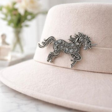 UNICORN BROŞ